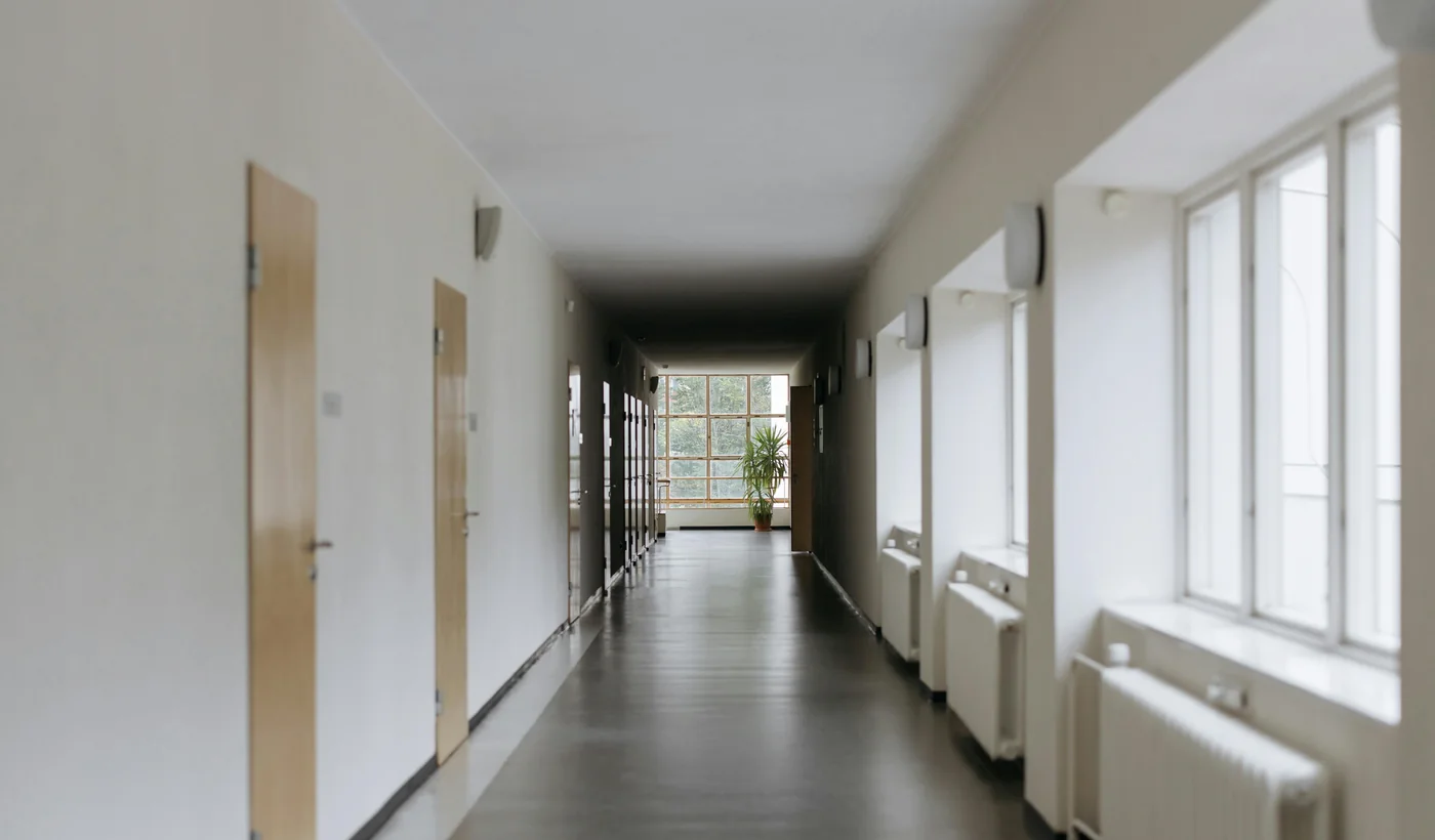 مراجعة تشغيلية تعليمية لدعم إدارة المدرسة وتنسيق الفرق.